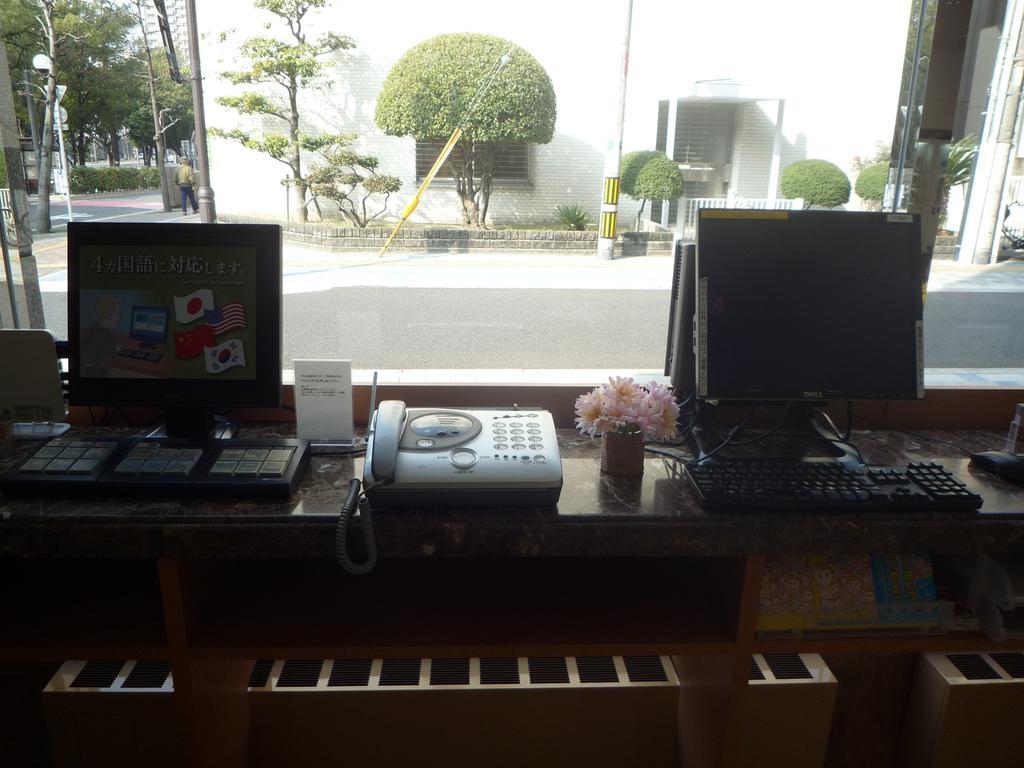 Toyoko Inn Hiroshima Heiwa-Odori Zewnętrze zdjęcie