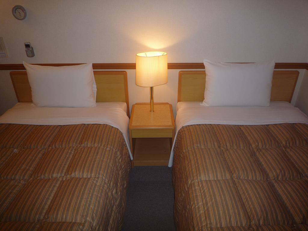 Toyoko Inn Hiroshima Heiwa-Odori Zewnętrze zdjęcie